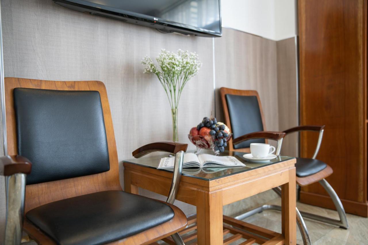 Nice House Hotel - Near My Khe Beach ดานัง ภายนอก รูปภาพ