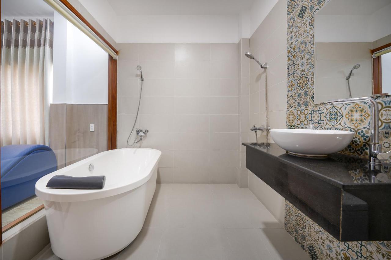 Nice House Hotel - Near My Khe Beach ดานัง ภายนอก รูปภาพ